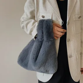 Christmas Gift DORANMI Winter Fur Handbag Women Soft Fur Handbags 2021 New Fur Bag Female Clutch Top-handle Bags Fur Bolsa Feminina SB764