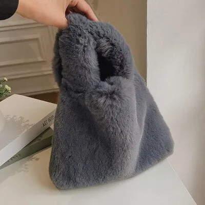 Christmas Gift DORANMI Winter Fur Handbag Women Soft Fur Handbags 2021 New Fur Bag Female Clutch Top-handle Bags Fur Bolsa Feminina SB764