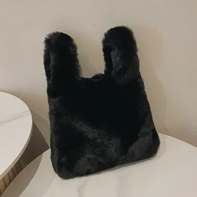 Christmas Gift DORANMI Winter Fur Handbag Women Soft Fur Handbags 2021 New Fur Bag Female Clutch Top-handle Bags Fur Bolsa Feminina SB764