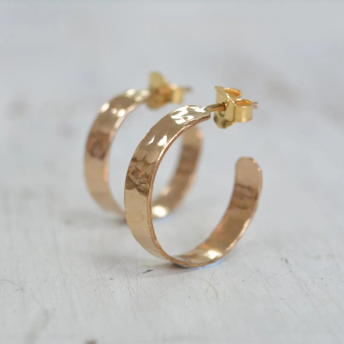 Gold Hoop Earrings 14k Gold Filled Hammered Hoops Wide 5mm Wrap Hoops for Women Large Gold Hoops