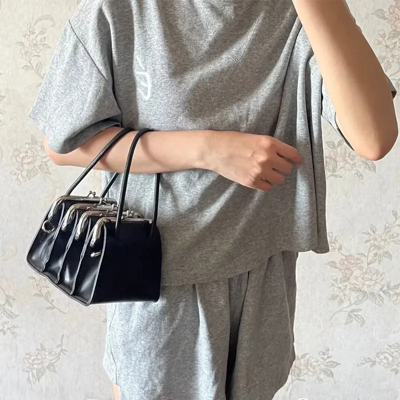 Hera Multi-Layer Clip Bag